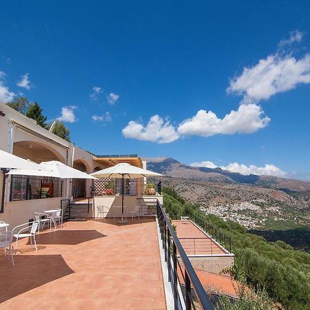 Kroustas Villa Dio Petres מראה חיצוני תמונה