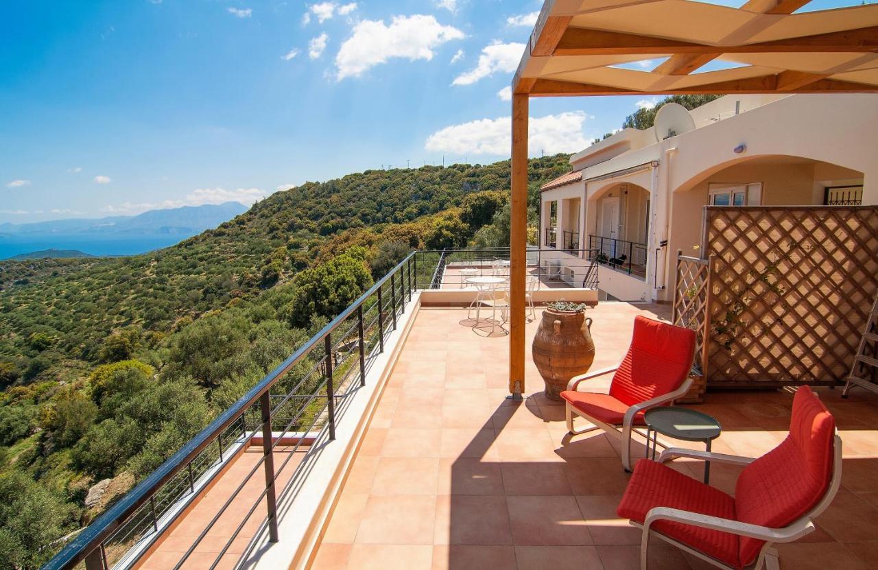 Kroustas Villa Dio Petres מראה חיצוני תמונה