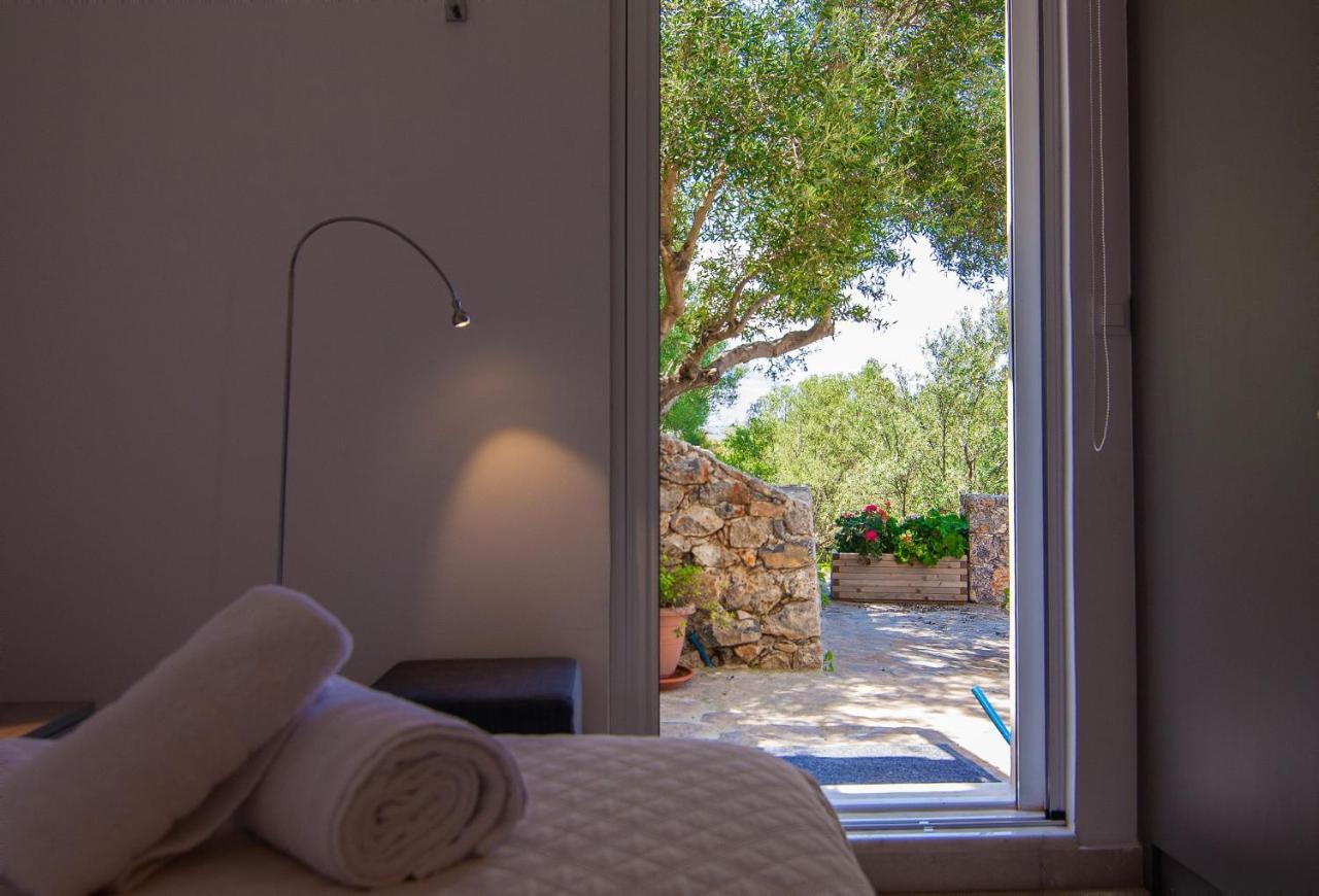 Kroustas Villa Dio Petres מראה חיצוני תמונה