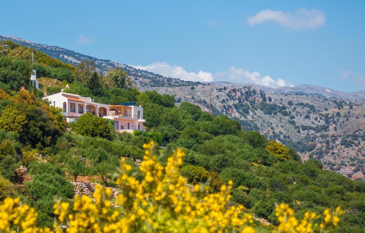 Kroustas Villa Dio Petres מראה חיצוני תמונה